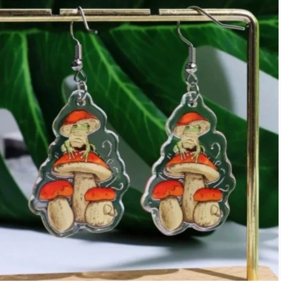 ❤️ FREE Mushroom Frog Toad Hipster Art Artsy Plant Drop Modern Farm Hip Earrings - Picture 3 of 3